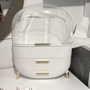 Makeup and skincare organizer